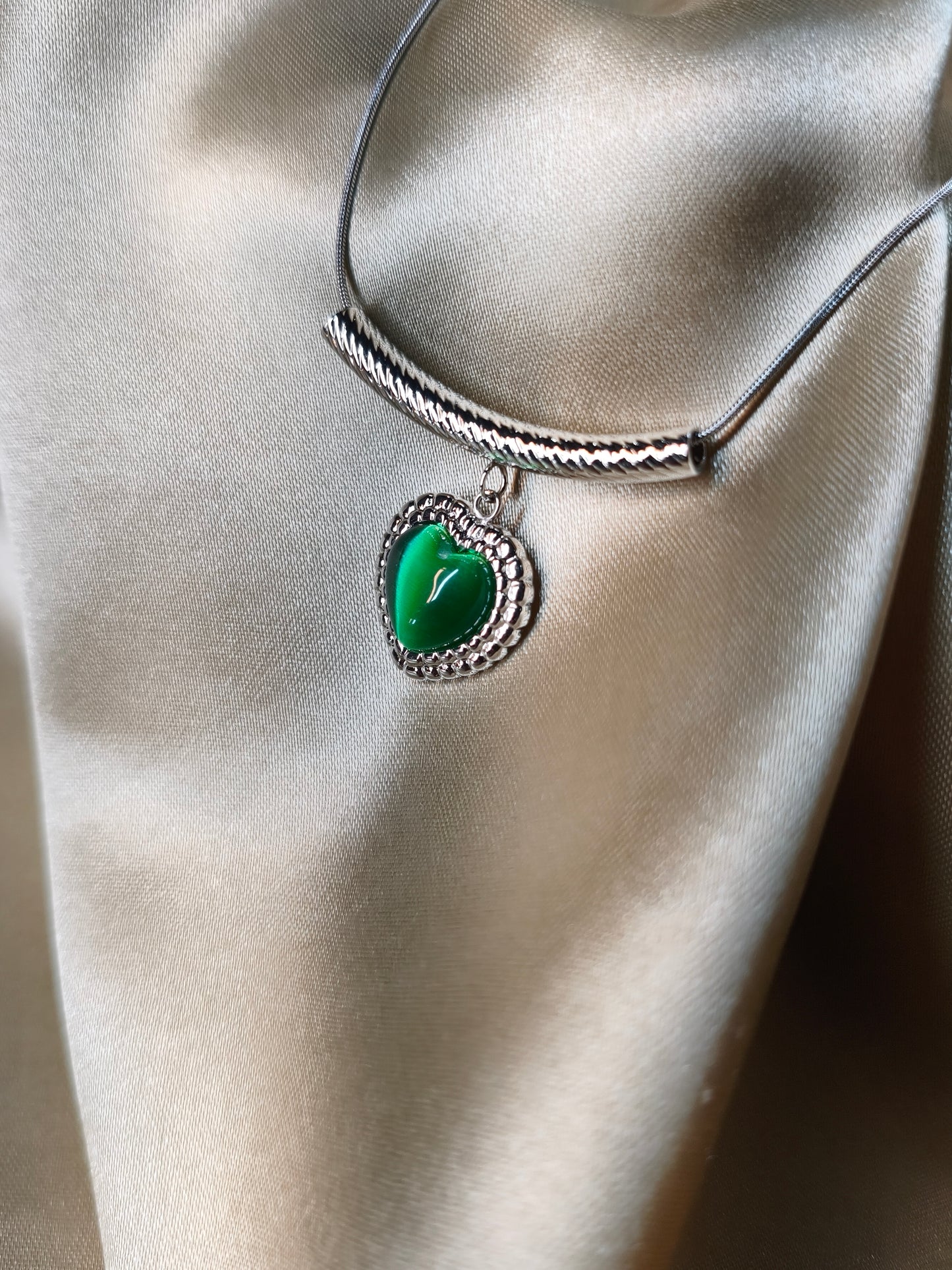 Green Cat-Eye Heart Pendant