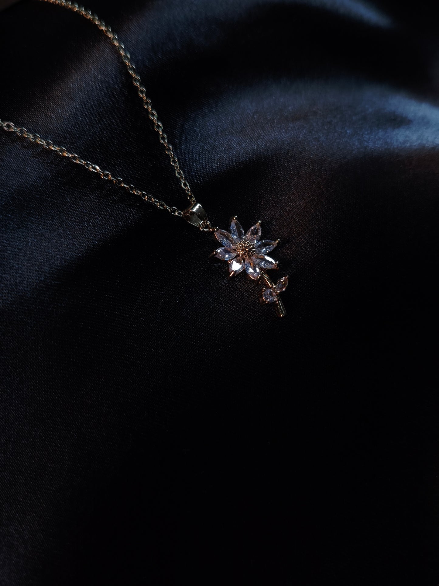 Crystals Floral Bloom Pendant