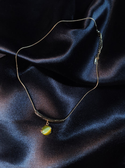 Golden Olive Cat-Eye Pendant