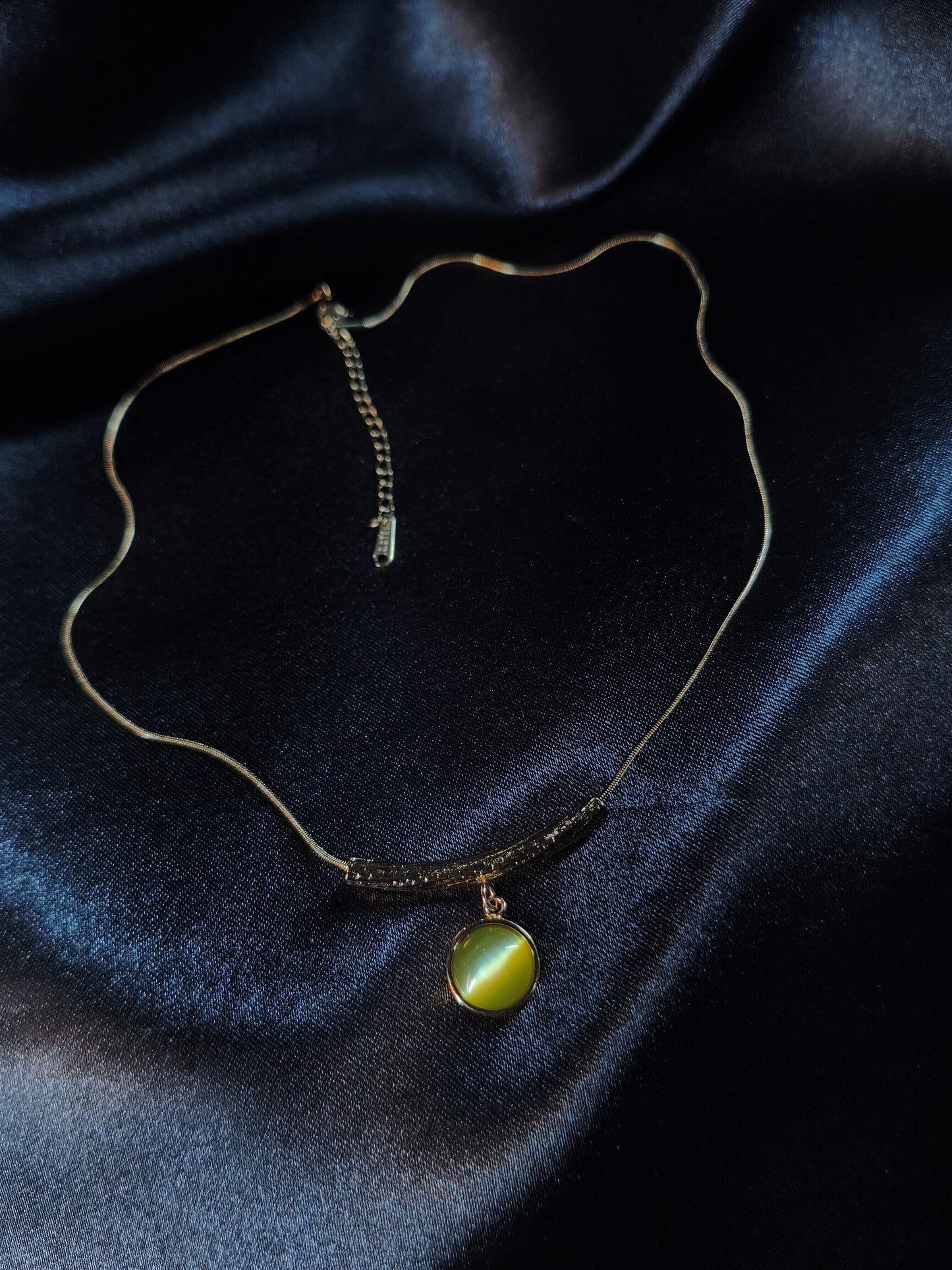 Golden Olive Cat-Eye Pendant
