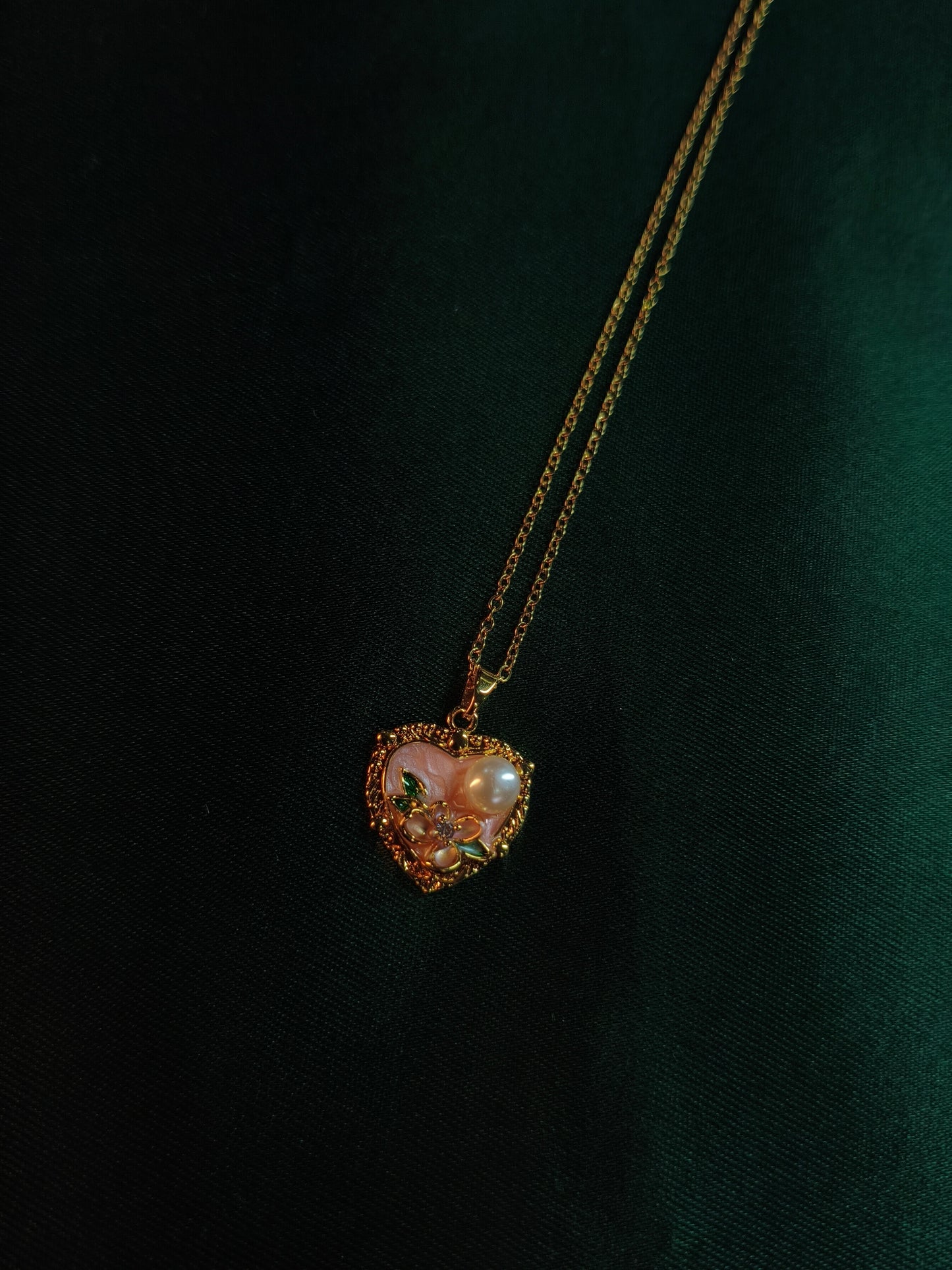 Pearl Bloom Heart Pendant