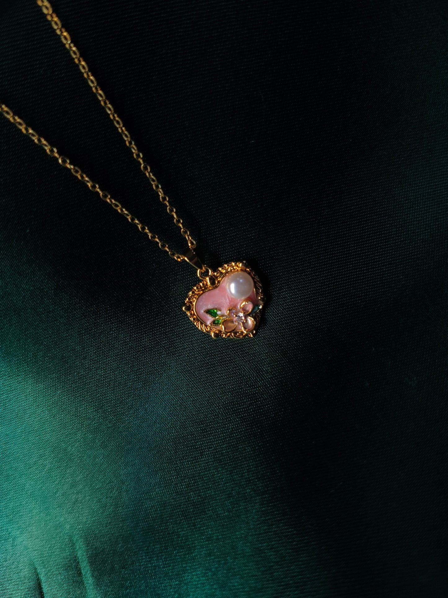 Pearl Bloom Heart Pendant