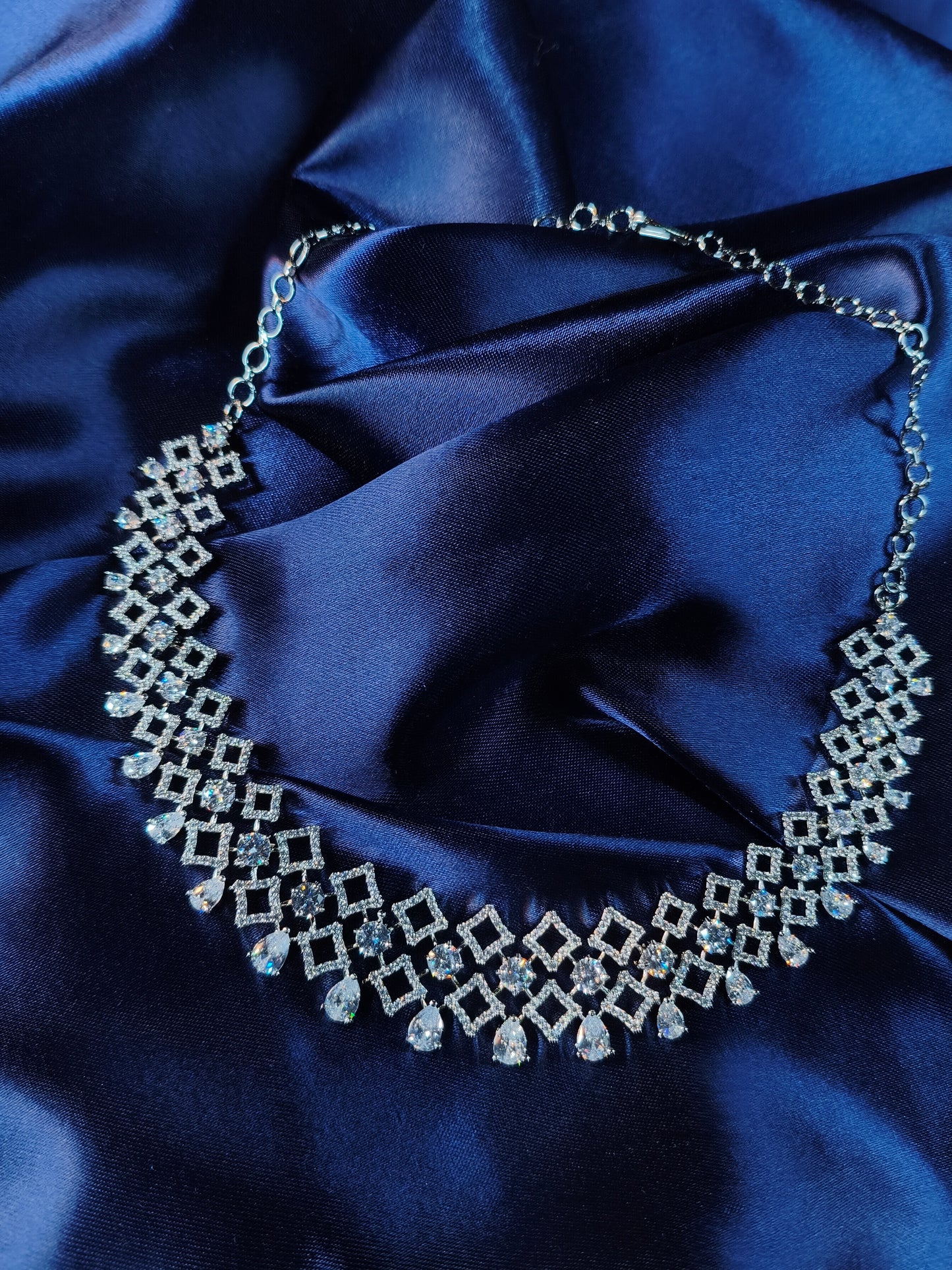 Frosted Lattice CZ Choker Necklace Set