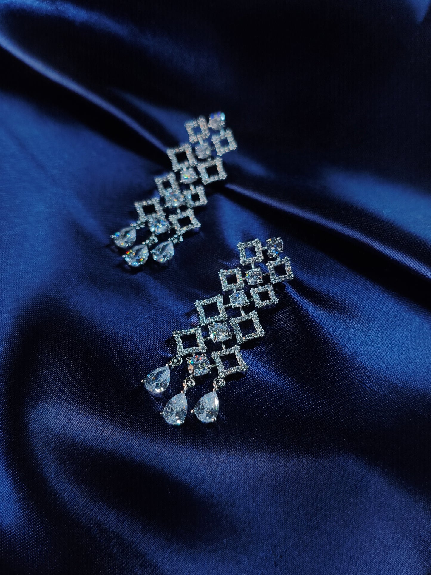 Frosted Lattice CZ Choker Necklace Set
