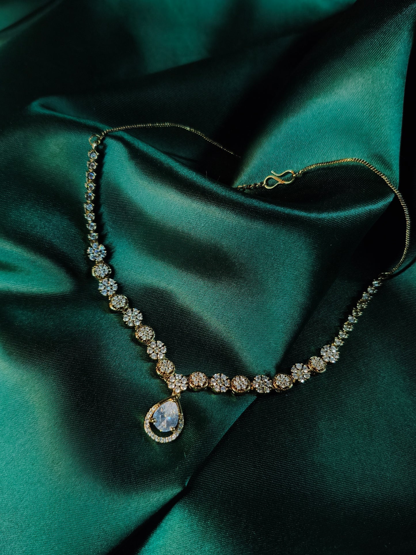 Menhdi Gold Dewdrop CZ Necklace with Earrings & Maangtikka