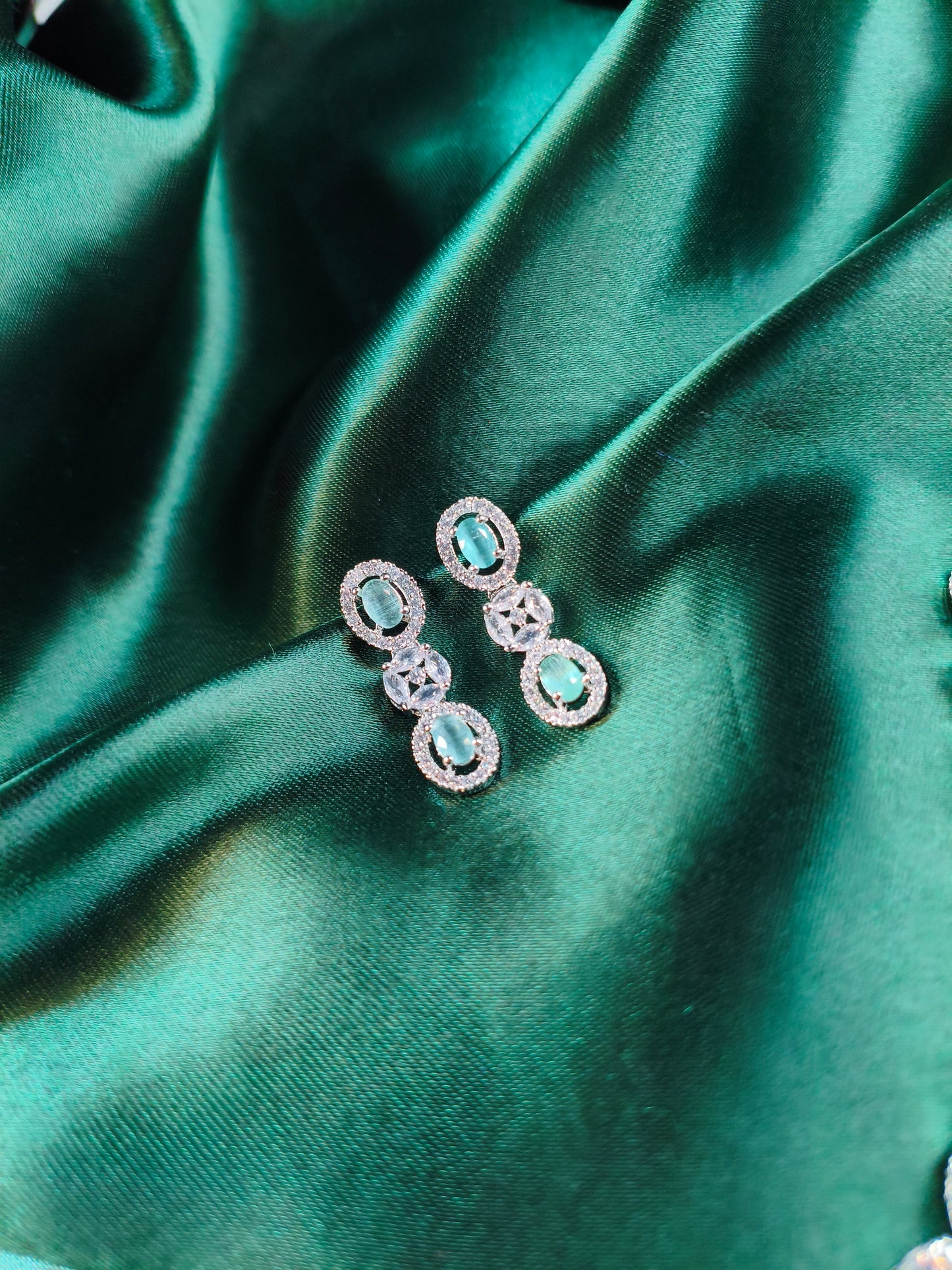 Mint Glow CZ Choker with Earrings & Maangtikka