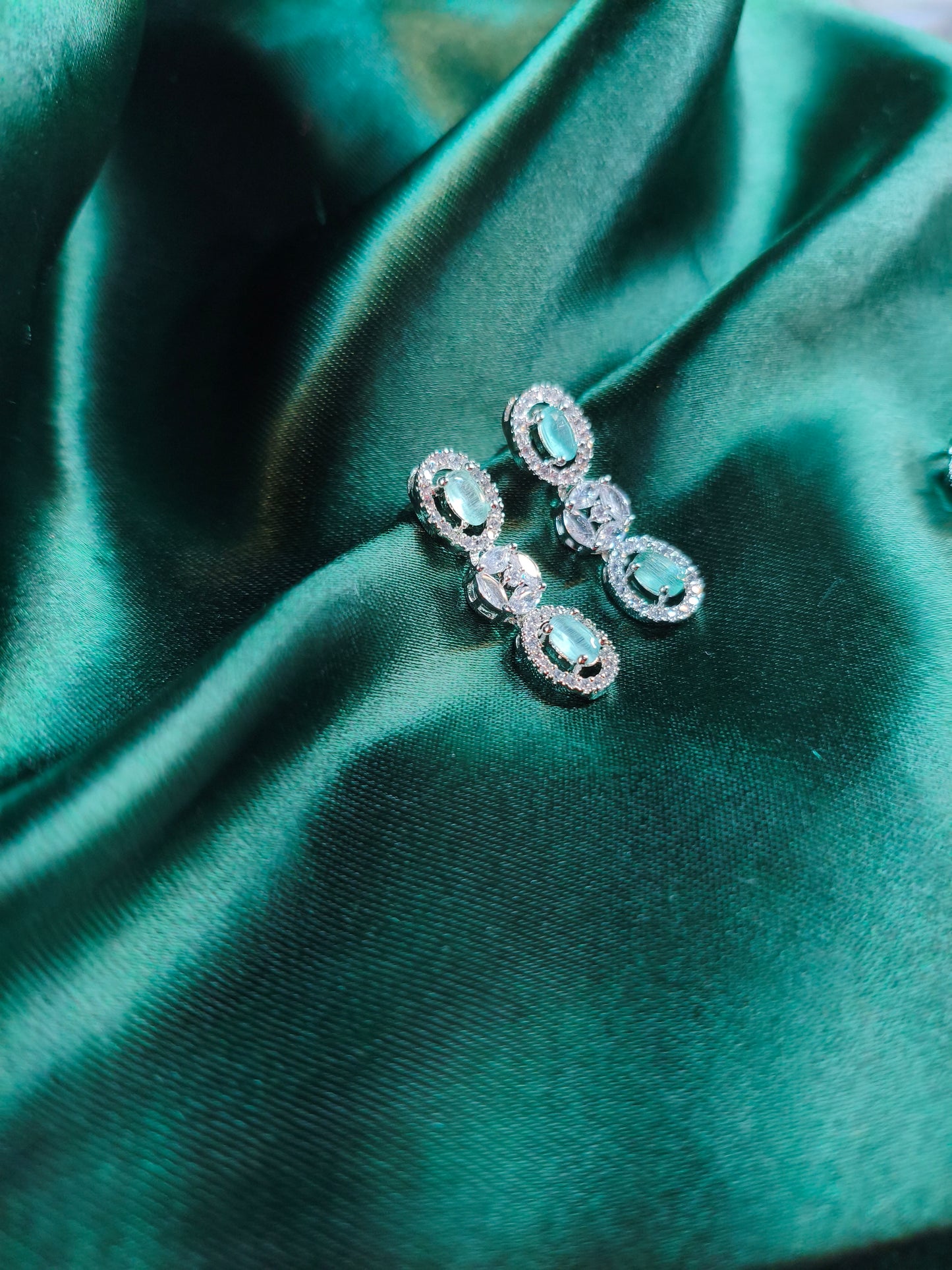 Mint Glow CZ Choker with Earrings & Maangtikka