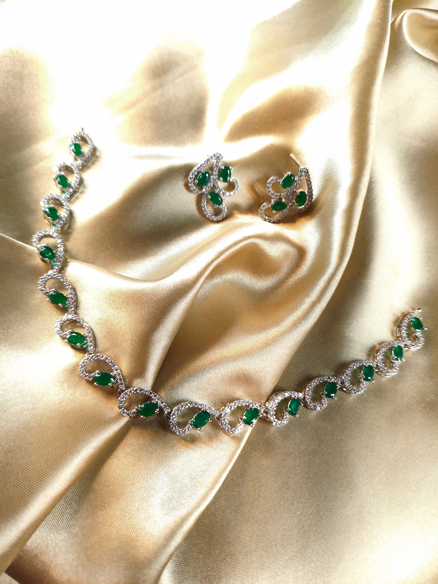 Emerald Wave CZ Necklace Set