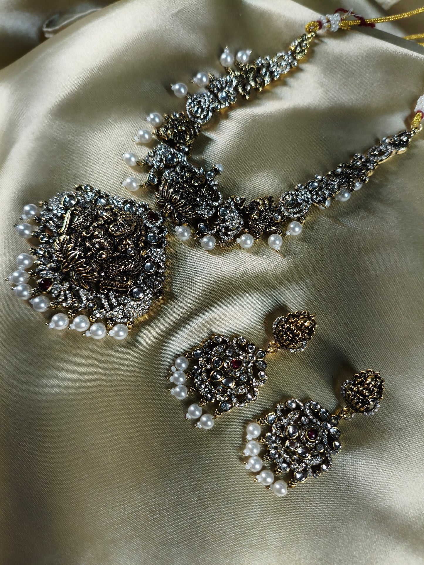 Antique Lakshmi Lotus Necklace Set with Pearl Halo